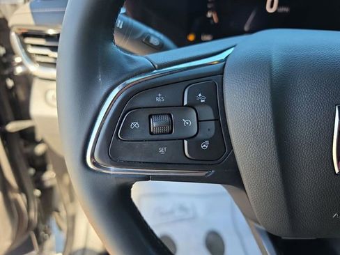 Used 2025 Buick Envista Avenir image 31