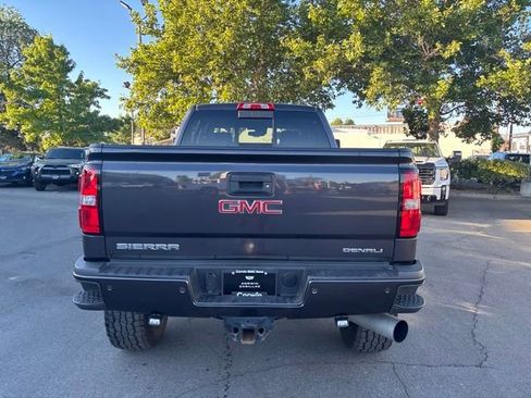 Used 2016 GMC Sierra 2500 Denali w/ Duramax Plus Package AWD/4WD image 8