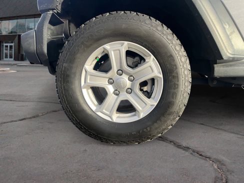 Used 2020 Jeep Wrangler Unlimited Sport S image 14