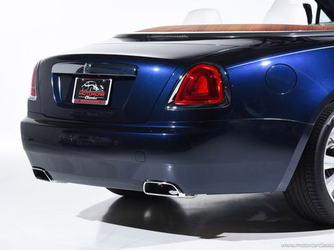 Used 2016 Rolls-Royce Dawn image 15