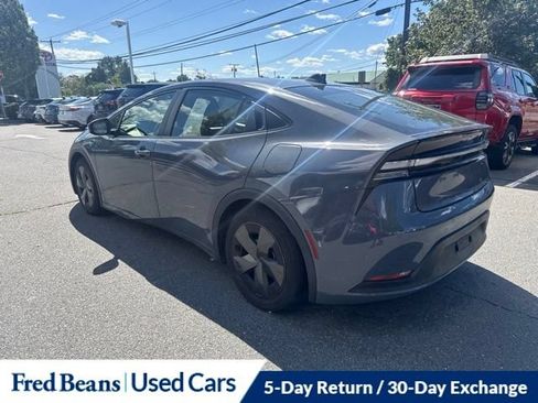 Used 2024 Toyota Prius Prime FWD image 18