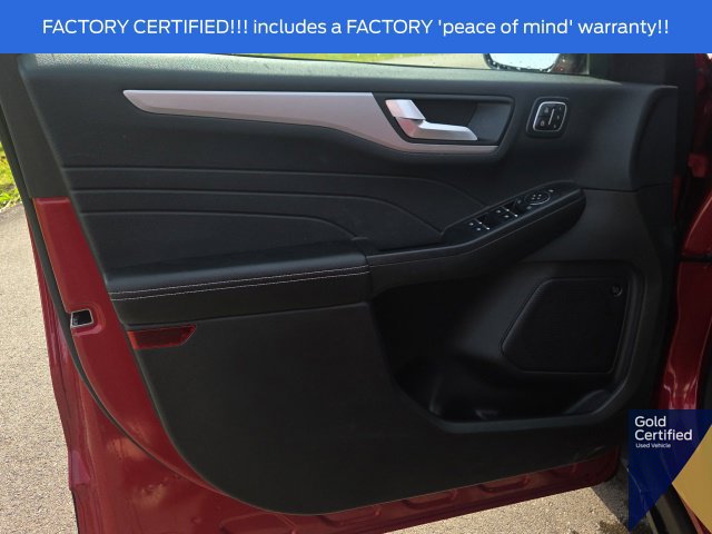 Used 2023 Ford Escape Platinum w/ Premium Technology Package AWD/4WD image 26