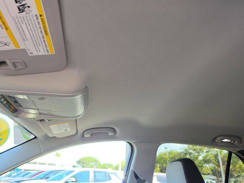Used 2024 Chevrolet Equinox LS w/ LS Convenience Package FWD image 31