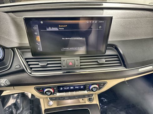 Used 2023 Audi Q5 2.0T Premium Plus w/ Premium Plus Package image 8