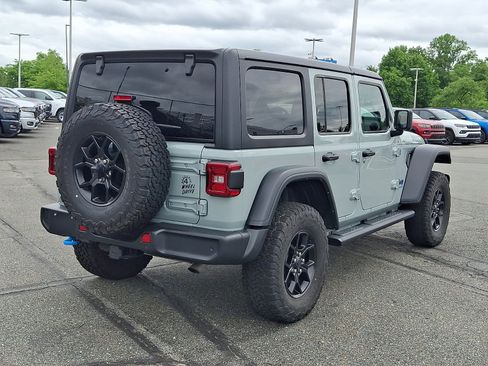 Used 2024 Jeep Wrangler Unlimited AWD/4WD image 6