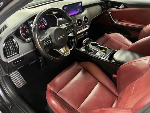 Used 2022 Kia Stinger GT-Line w/ Sun & Sound Package image 13