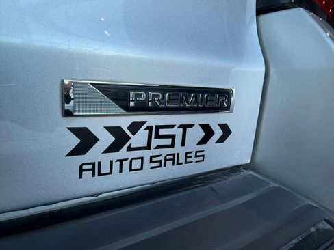 Used 2018 Chevrolet Suburban Premier AWD/4WD image 48