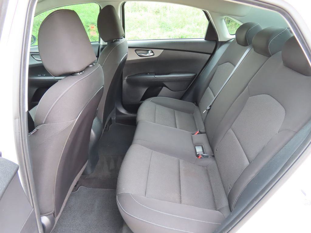 Used 2021 Kia Forte LXS FWD image 27