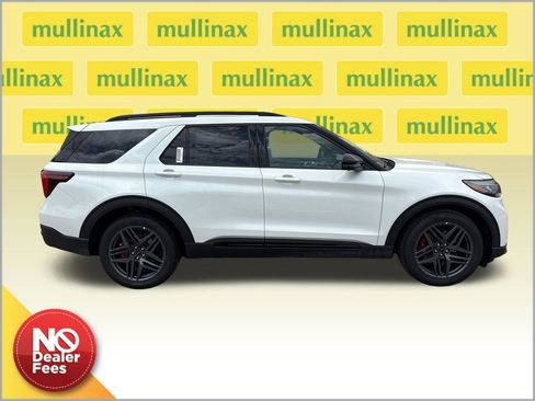 New 2026 Ford Explorer ST w/ Sun And Sound Package AWD/4WD image 2