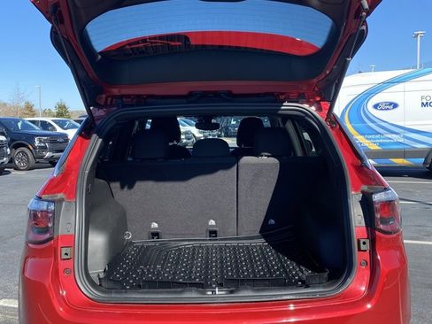 Used 2024 Jeep Compass Sport image 7