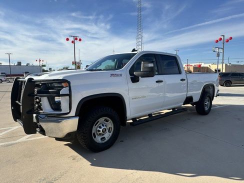 Used 2021 Chevrolet Silverado 2500 W/T w/ WT Convenience Package image 9