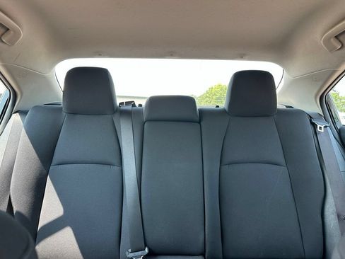 Used 2024 Toyota Corolla LE FWD image 32