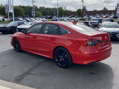 Used 2024 Honda Civic Sport image 5