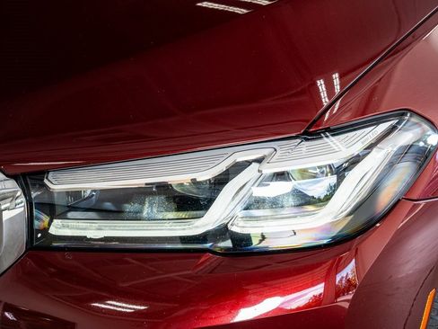 Used 2023 BMW 530e xDrive image 13