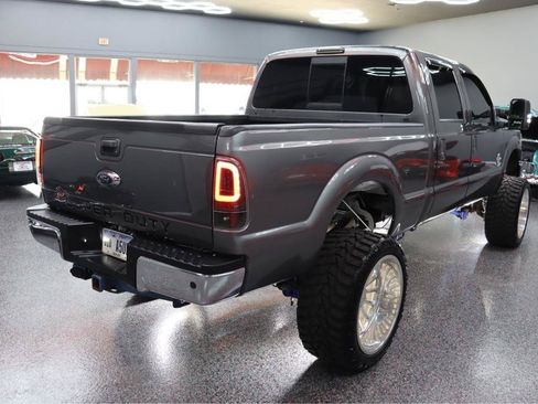 Used 2014 Ford F350 Lariat w/ Lariat Interior Package AWD/4WD image 11