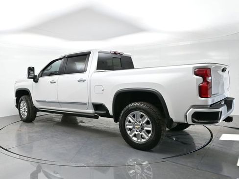 Used 2024 Chevrolet Silverado 2500 High Country w/ High Country Premium Package image 5