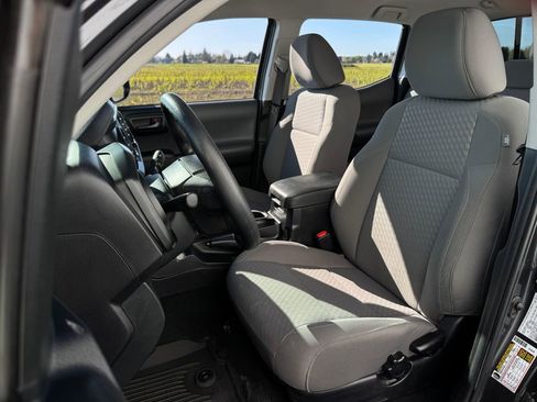 Certified 2023 Toyota Tacoma SR AWD/4WD image 9