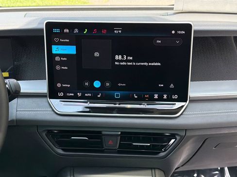 New 2026 Volkswagen Tiguan SE AWD/4WD image 10
