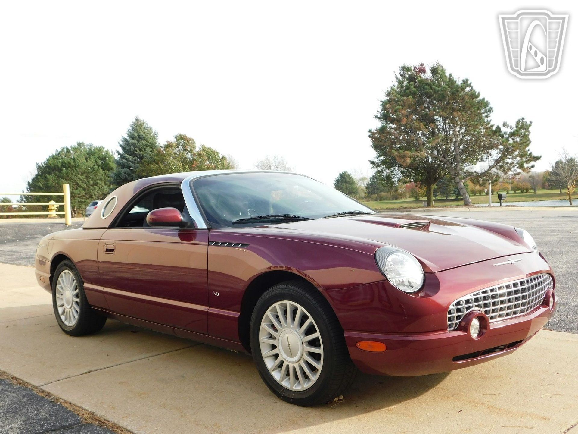 Used 2004 Ford Thunderbird RWD image 13