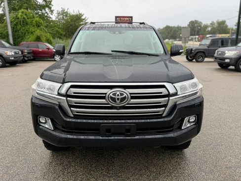 Used 2016 Toyota Land Cruiser AWD/4WD image 8