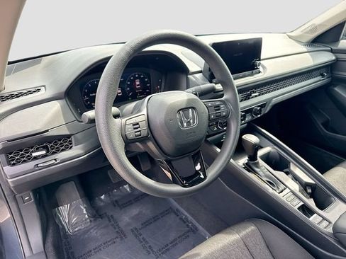 Certified 2025 Honda Accord SE image 11