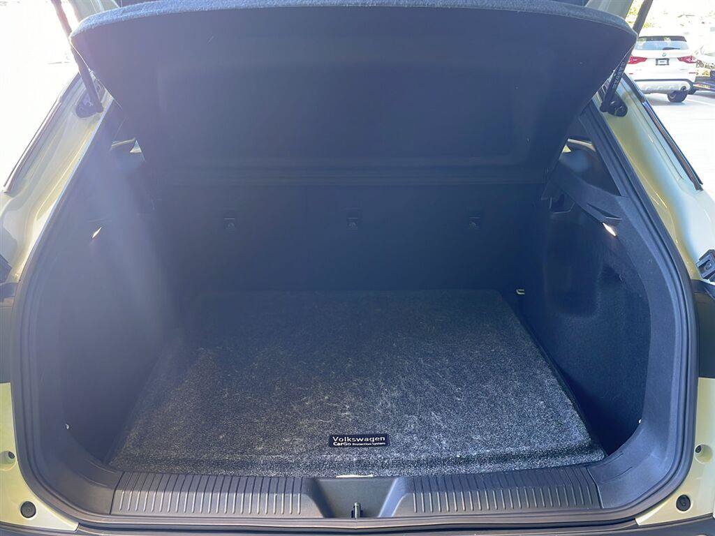 Used 2023 Volkswagen ID.4 Pro RWD image 22