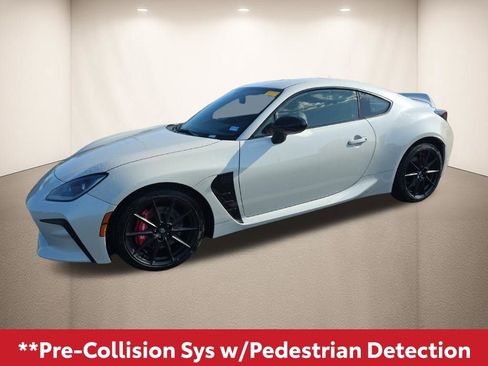 Used 2024 Toyota GR86 Premium w/ Performance Package image 15