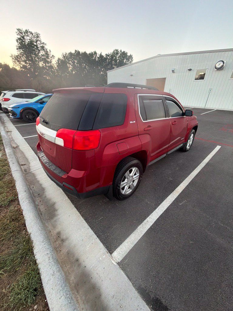 Used 2015 GMC Terrain SLE w/ Convenience Package FWD image 3