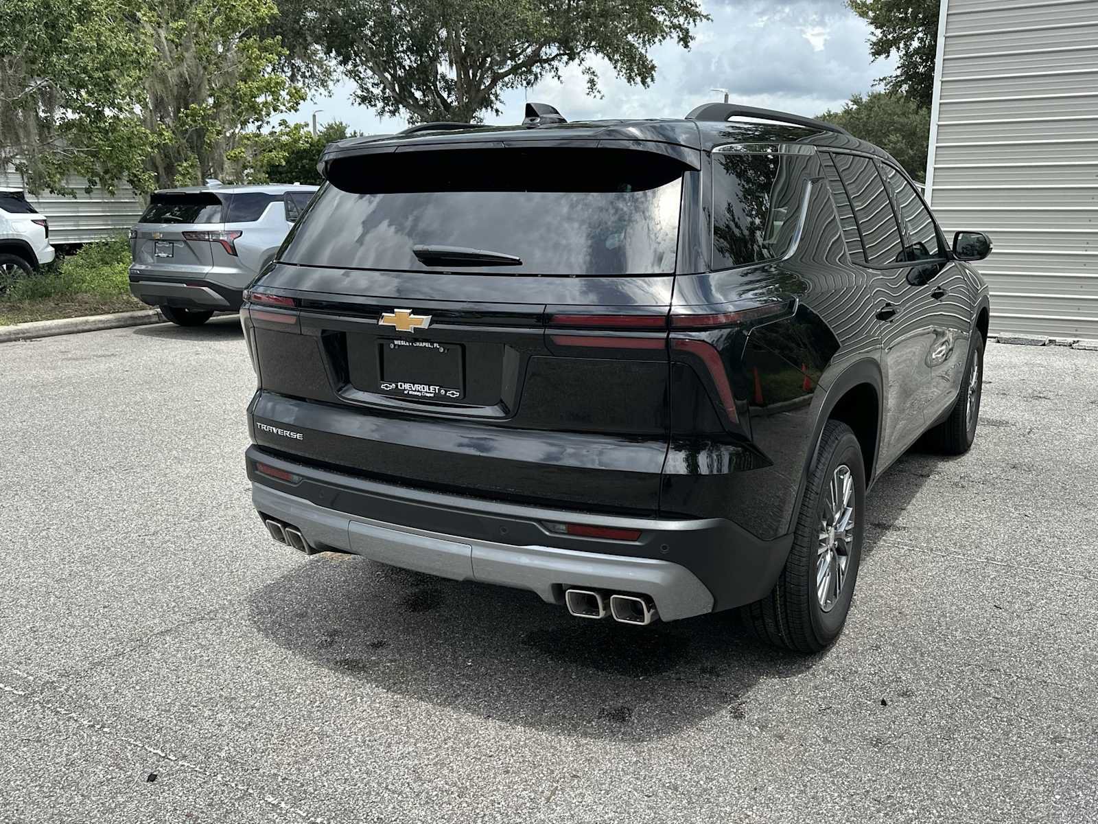 New 2026 Chevrolet Traverse LT w/ LPO, Floor Liner Package FWD image 6