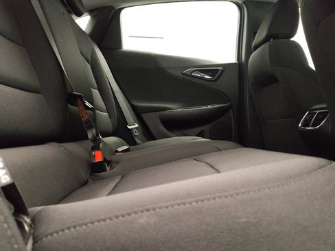 Used 2020 Chevrolet Malibu LT FWD image 19