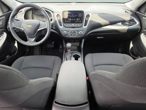 Used 2024 Chevrolet Malibu RS FWD image 23