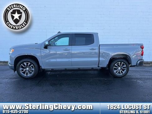 Used 2024 Chevrolet Silverado 1500 LT image 2