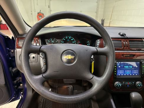 Used 2007 Chevrolet Impala LT image 10