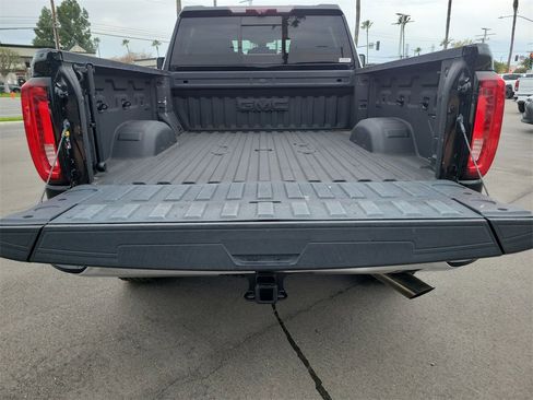 Used 2020 GMC Sierra 2500 SLT w/ SLT Premium Plus Package image 22