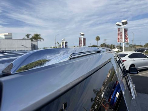 Used 2018 Chevrolet Traverse Premier image 49