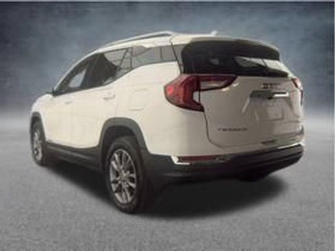 Used 2024 GMC Terrain SLT AWD/4WD image 9