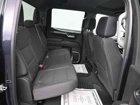 Used 2024 Chevrolet Silverado 1500 LT AWD/4WD image 6