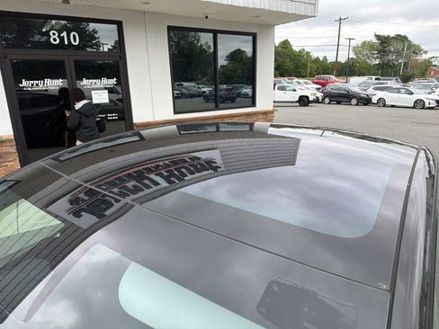 Used 2026 Tesla Model Y 2WD image 11