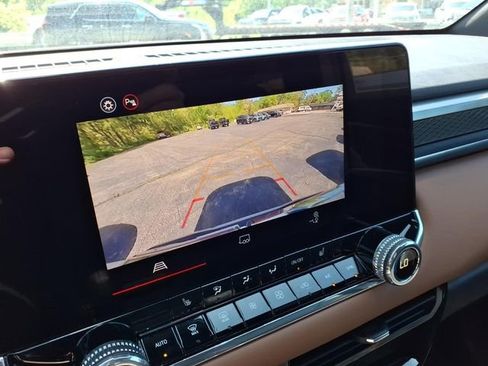 New 2026 GMC Canyon AT4 AWD/4WD image 36
