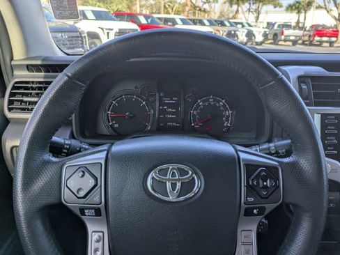 Used 2020 Toyota 4Runner SR5 Premium w/ Moonroof Package image 28
