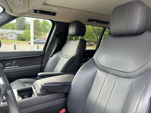 Used 2025 Land Rover Range Rover Long Wheelbase SE AWD/4WD image 11
