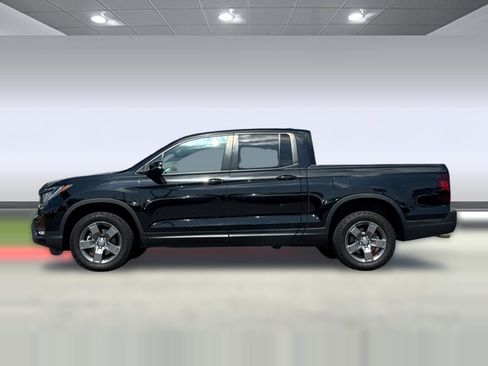 Certified 2024 Honda Ridgeline TrailSport image 2