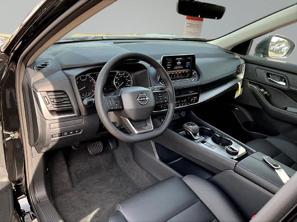 New 2026 Nissan Rogue Dark Armor AWD/4WD image 7