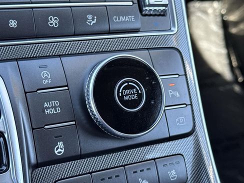 Used 2023 Hyundai Santa Fe Limited image 19