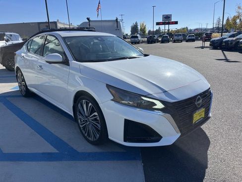 Certified 2024 Nissan Altima 2.5 SL image 3