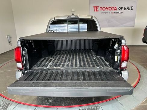 Used 2023 Toyota Tacoma SR AWD/4WD image 7