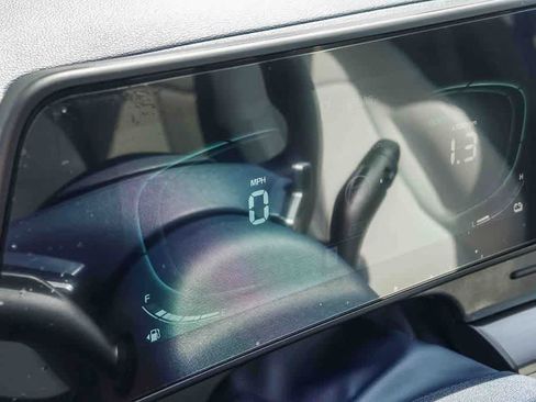 Certified 2023 Kia Sportage EX image 23