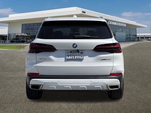 Used 2026 BMW X5 xDrive50e w/ Executive Package image 9