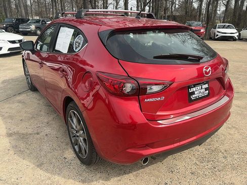 Used 2018 MAZDA MAZDA3 Touring image 6