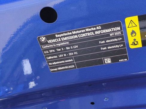 Used 2025 BMW i4 M50 AWD/4WD image 27